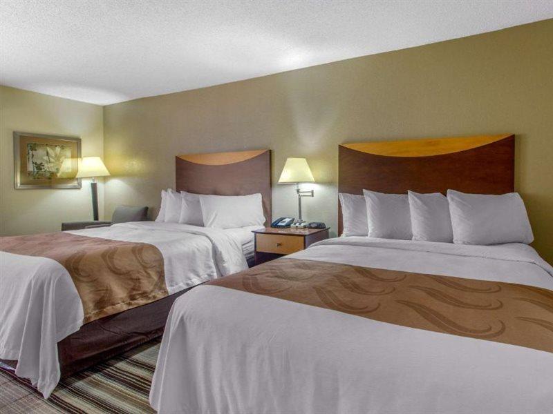 Quality Inn I-81 Exit 23 Bulls Gap Eksteriør billede